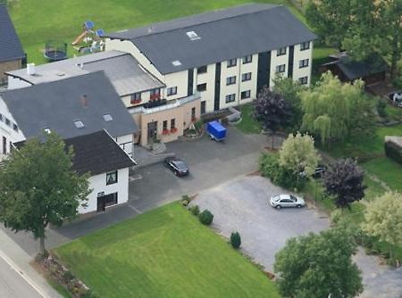 Hotel Zum Buchenberg St. Vith Exteriér fotografie